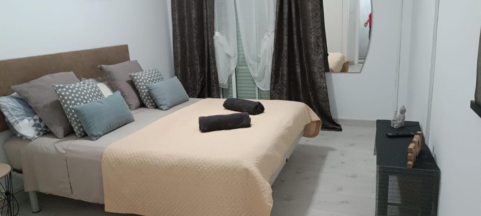 Appartement Tout Confort سالو المظهر الخارجي الصورة